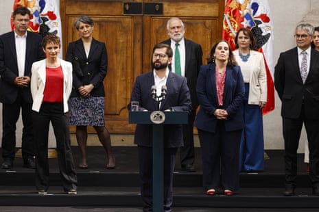 Gabriel Boric, reshuffled his cabinet Tuesday as the fallout from Sunday’s constitution vote leaves the country in uncertainty. 