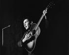 Phil Ochs e la critica all'imperialismo americano: “Cops of the World” tra Guerra Fredda e geopolitica contemporanea