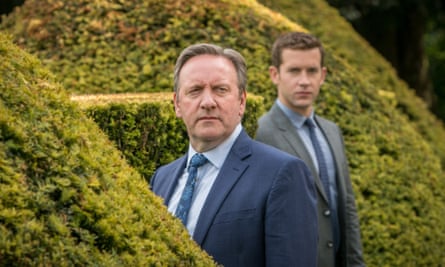 Neil Dudgeon as DCI Barnaby and Nick Hendrix as DS Winter in Midsomer Murders, available on BritBox.