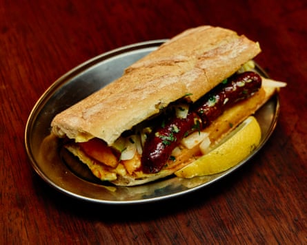 nan merguez baguette astatine nan Shaston Arms, Soho. London W1 222