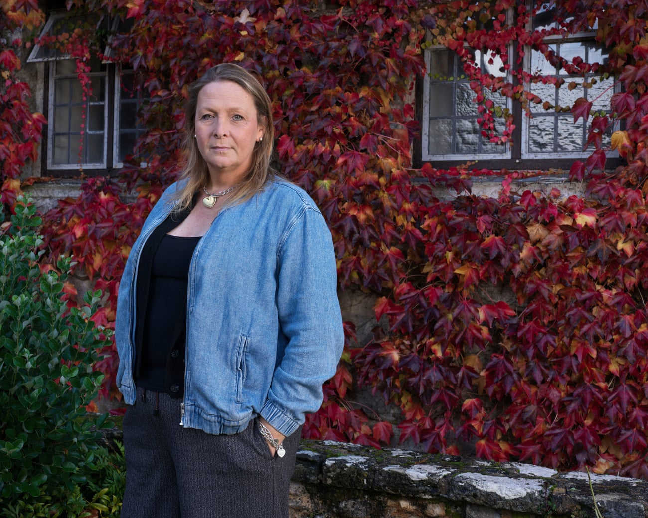 «No quiero que nadie sufra como yo»: activistas intersexuales luchan por limitar la cirugía en niños. «No quiero que nadie sufra como yo»: activistas intersexuales luchan por limitar la cirugía en niños.