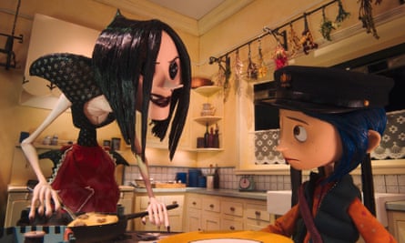 Other Mother (voiced by Teri Hatcher) and Coraline (voiced by Dakota Fanning) in the film version.