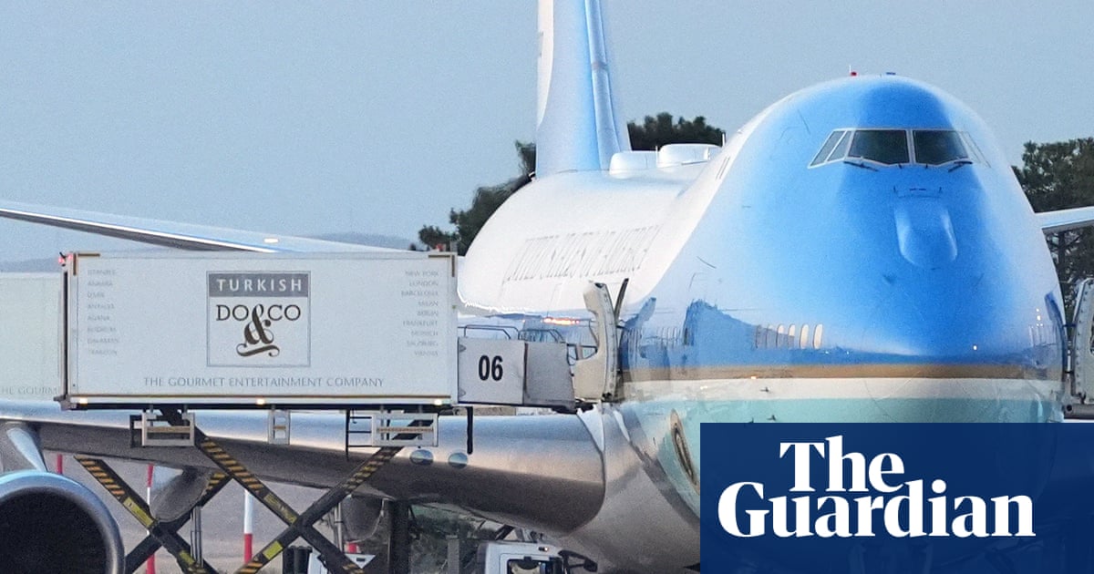 Trump’s Air Force One deception faces scrutiny over ‘decoy’ passengers
