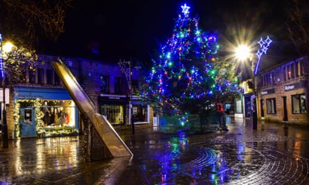 Christmas Tree, St Georges Square, Hebden Bridge, Calderdale, West Yorkshire2DJM8NY Christmas Tree, St Georges Square, Hebden Bridge, Calderdale, West Yorkshire