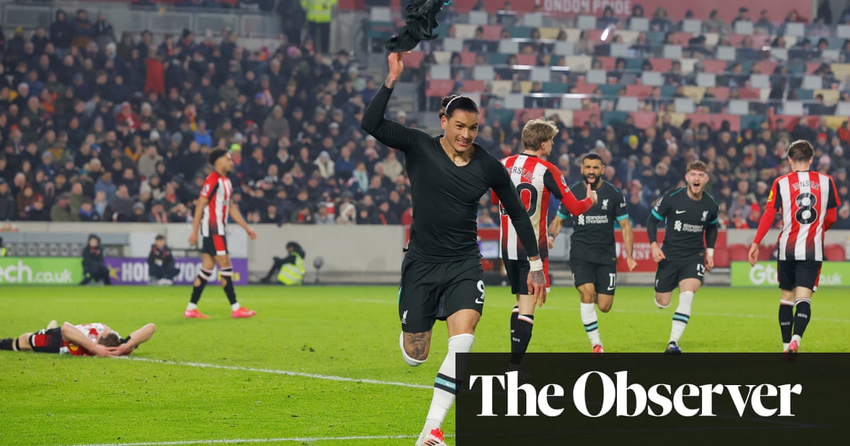 Darwin Núñez’s injury-time double at Brentford keeps Liverpool on title track Darwin Núñez’s injury-time double at Brentford keeps Liverpool on title track