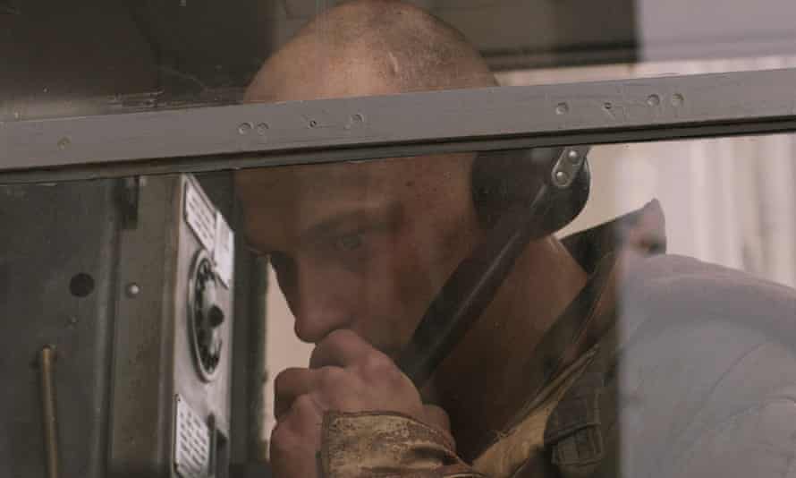 Absconder ... Yuri Borisov in Captain Volkogonov Escaped