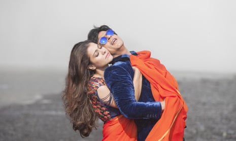 465px x 279px - Dilwale review â€“ Shah Rukh Khan and Kajol reunite in cliched crime caper |  Bollywood | The Guardian
