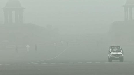Delhi smog declared public health emergency – video 
