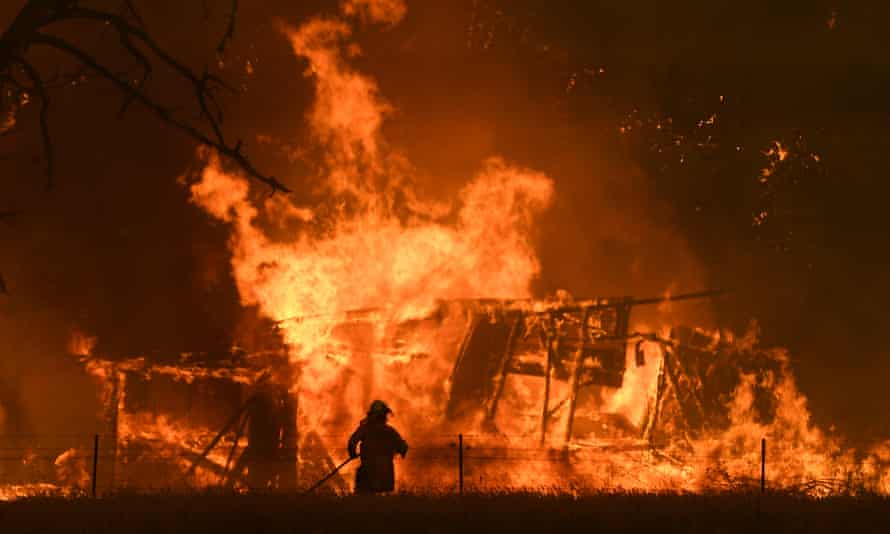 Australia Where Lies And Conspiracy Theories Spread Like Bushfire Bushfires The Guardian Australia Where Lies And Conspiracy Theories Spread Like Bushfire Bushfires The Guardian