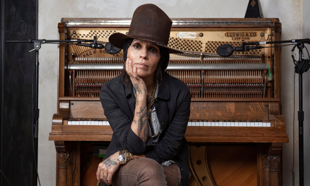 ‘There’s not many women do what I do’ … Linda Perry.