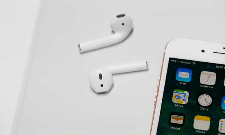 wireless earbuds apple