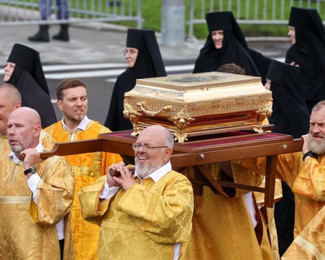 Orthodox church sends medieval prince’s remains to Russian troops in Ukraine