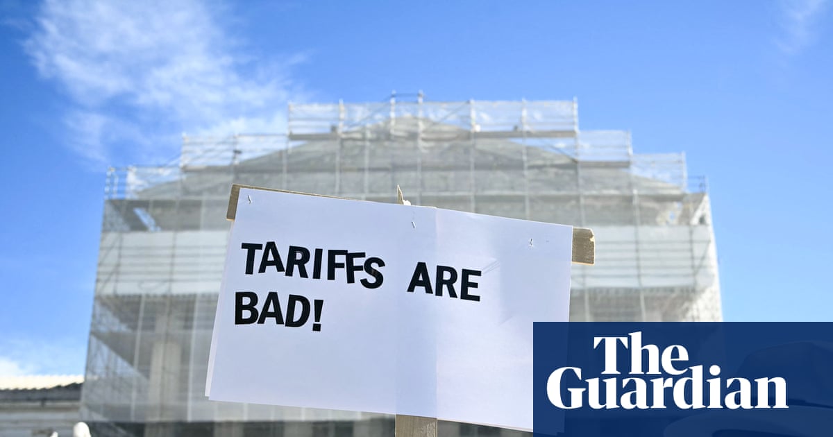 Trump explains the ‘historic comeback’ to people whose bank accounts appear to be participating in a completely different economy.