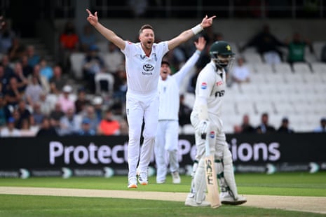Ollie Robinson of England successfully appeals for the wicket of Azan Awais of Pakistan.