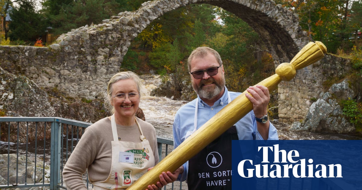 Australian triumphs at world porridge championship with rum invention: an oaty jaffle | Porridge Australian triumphs at world porridge championship with rum invention: an oaty jaffle | Porridge