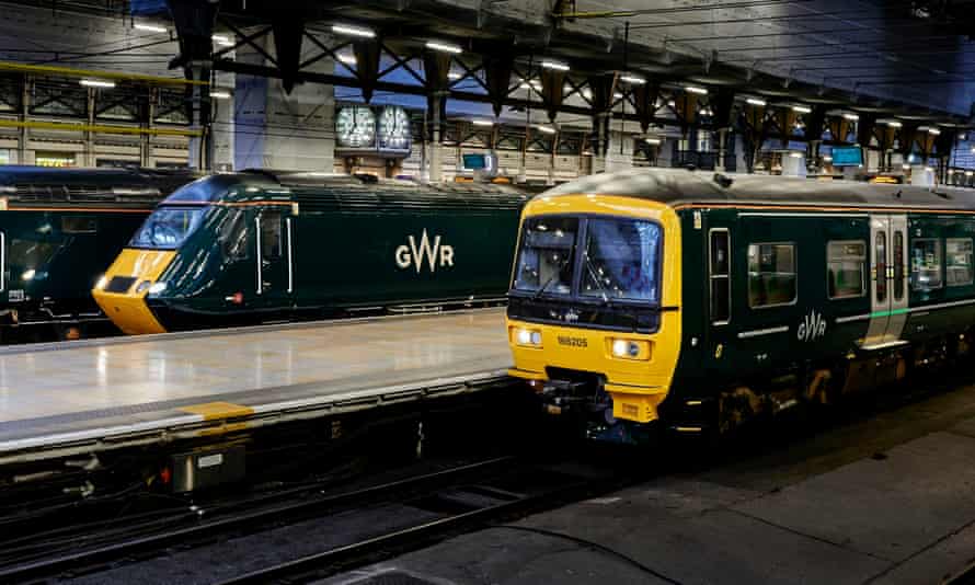 I M A Cleaner On Gwr Trains We Re Striking Because We Re Treated Unfairly Anonymous The Guardian