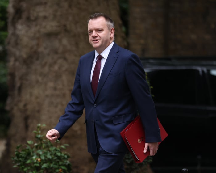 Labour not looking to raise taxes to fund benefits, minister says after WhatsApp messages revealed