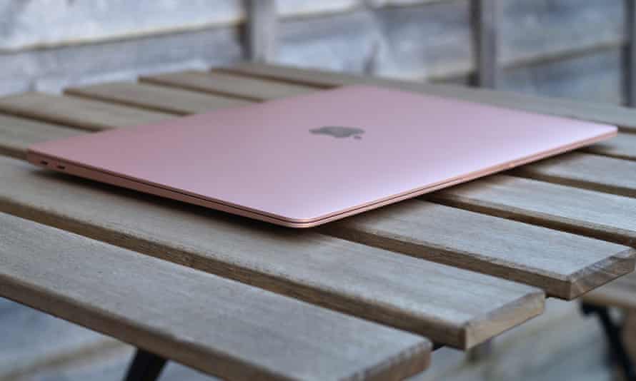 apple macbook air gold m1