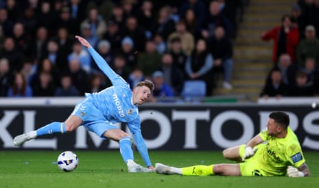 Coventry’s Josh Eccles has a shot saved by Derby keeper Richard O'Donnell.