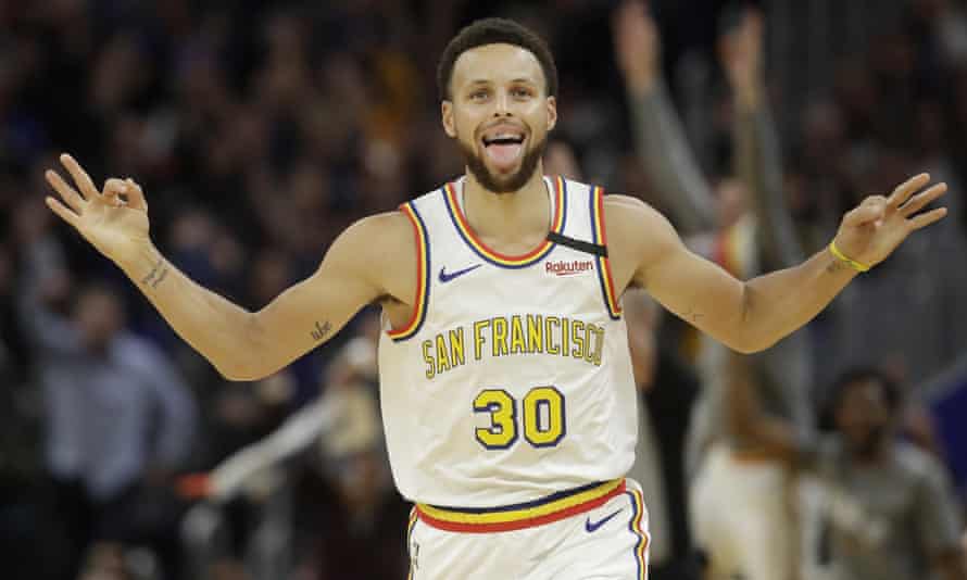 Warriors Stephen Curry Scores 23 In Long Awaited Return From Broken Hand Stephen Curry The Guardian Warriors Stephen Curry Scores 23 In Long Awaited Return From Broken Hand Stephen Curry The Guardian