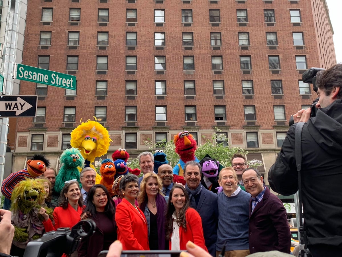 Sesame Street Studio Set sesame-street-studio-set