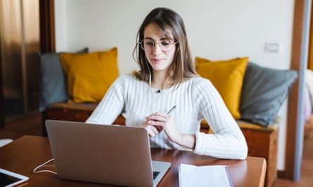 Online learning allows universities to reach students overseas or interstate.