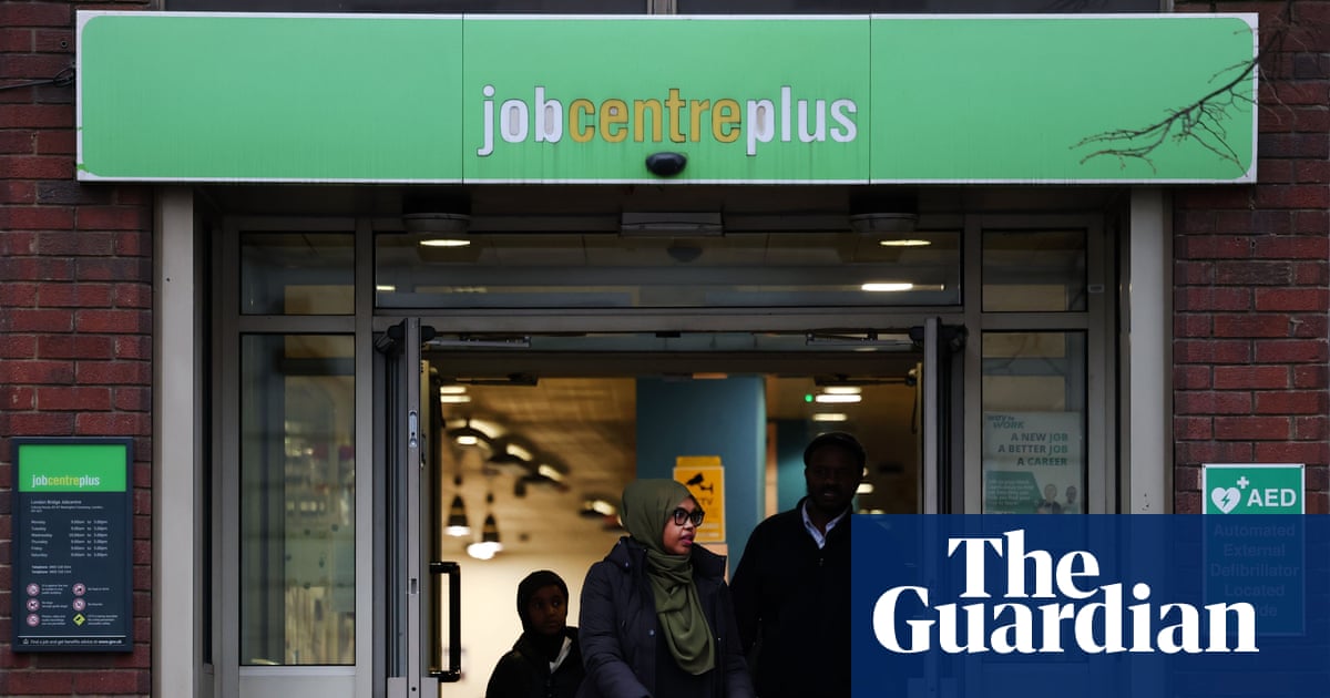 Starmer lacks ‘coherent’ social mobility plan, says advisory body chair