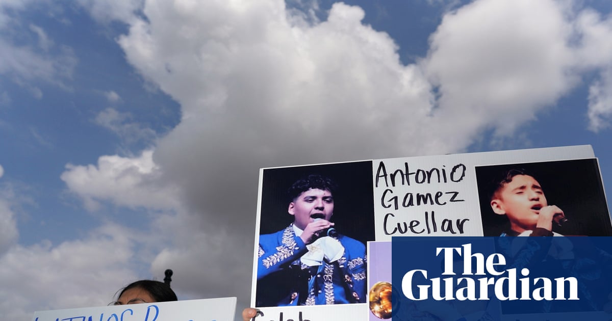 Teen mariachi trio detained by ICE to open for Kacey Musgraves in Texas