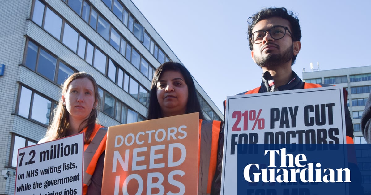Doctors’ leader claims new reduced pay offer killed chances of ending strikes in England
