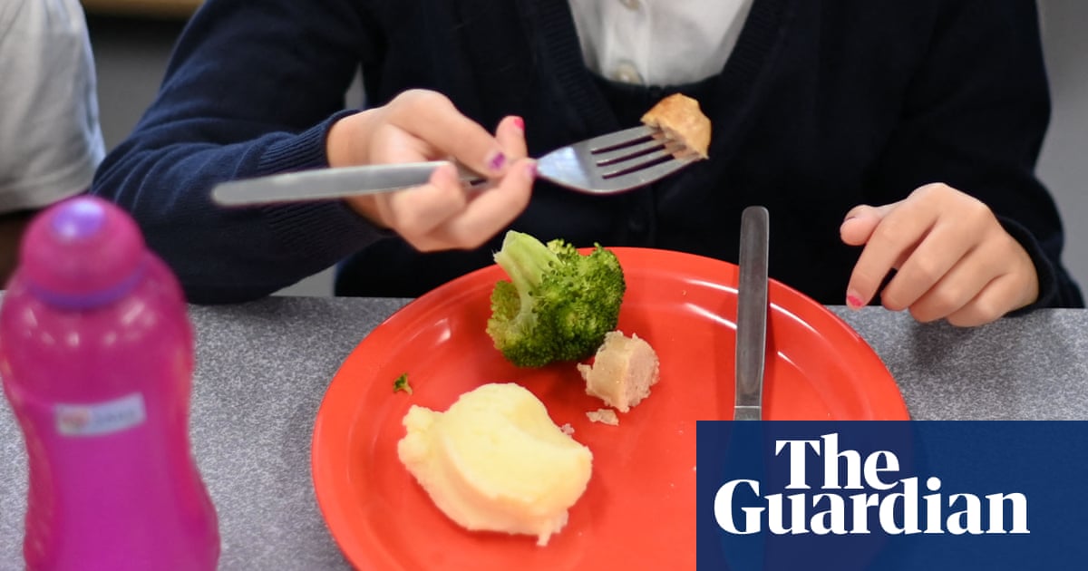 Free school meal expansion in England will benefit fewer than claimed, IFS says
