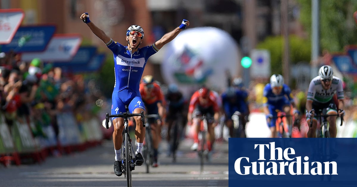 Vuelta a España: Gilbert edges stage 17 as Quintana moves up to second