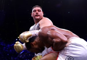 Ruiz Jr gets through Joshua’s guard.