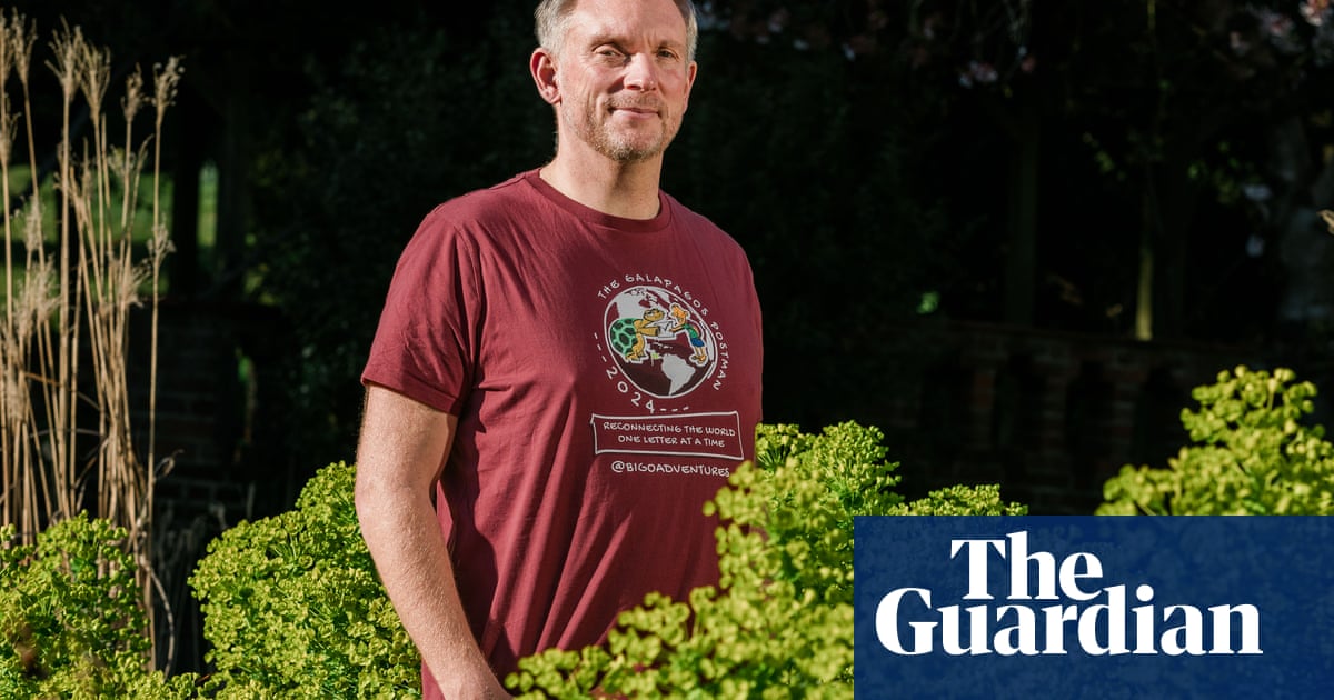 Experience: I travelled the world delivering letters to strangers