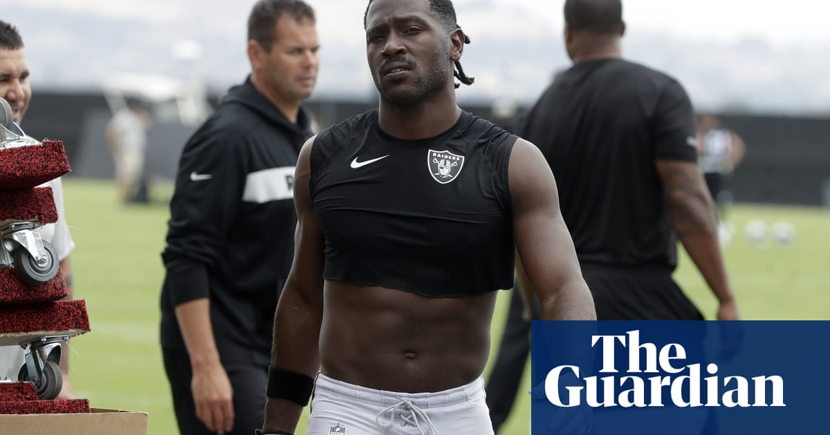 Star wideout Antonio Brown, cut by Raiders, joins Patriots in shock move