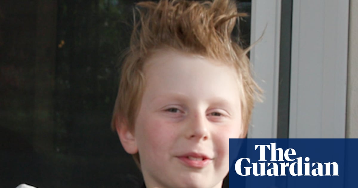 How a boy’s own song about eastern rosellas went viral and was covered by Ben Lee