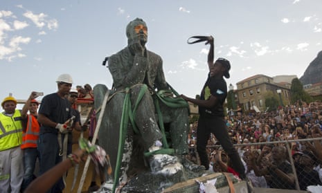 A statue of Cecil Rhodes is removed from the University of Cape Town, South Africa, 9 April 2015