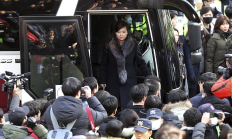 Hyon Song-wol arriving at Seoul’s railway station on her way to Gangneung.