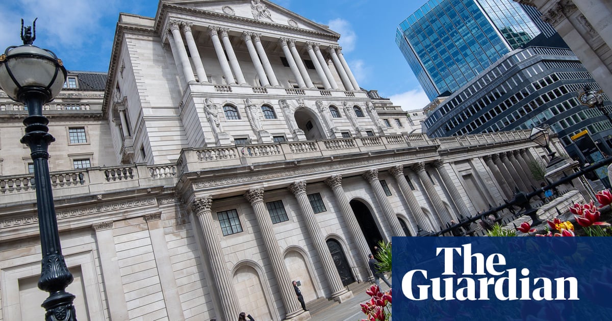 UK savers urged to ‘act now’ before interest rates start falling UK savers urged to ‘act now’ before interest rates start falling
