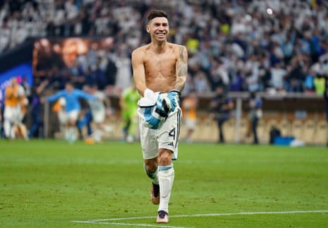 Gonzalo Montiel scores the winning penalty. Argentina are champions!