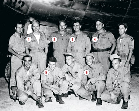 The crew of the B-29 bomber Enola Gay. Stephen Walker interviewed Theodore ‘Dutch’ Van Kirk, navigator (1); Tom Ferebee, bombardier (2); Paul Tibbets, pilot (3); Bob Lewis, co-pilot (4); George ‘Bob’ Caron, tail gunner (5); and Robert Shumard, assistant engineer (6).