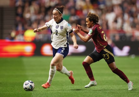 Lucy Bronze attacks for England