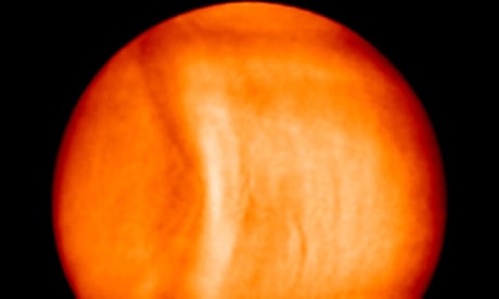 Images of giant wave on Venus captured by Japanese probe