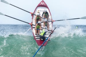 The Noosa Bandits who live in Yeppoon competing in cyclonic swells at the Australian Surf Rowers League titles at Mollymook in 2020.