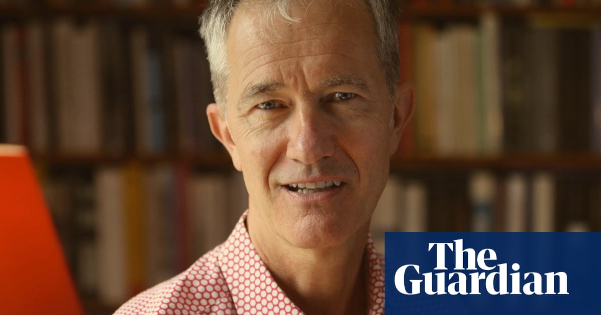 Geoff Dyer: I don't go to books for comfort; I have a memory foam pillow for that'