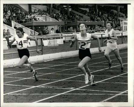 Neil (left) racing at White City in London, in August 1968, with Valerie Peat (centre) and Karin Frisch of West Germany.