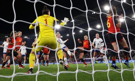 Lauren Hemp fires home from close range at the King Power Stadium.