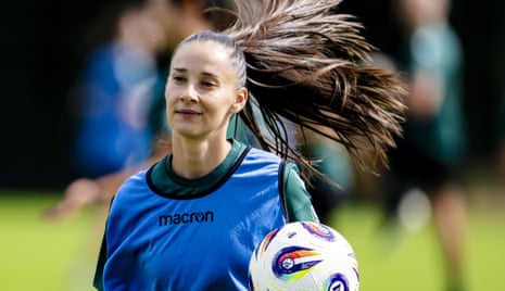 Romanian referee Iuliana Demetrescu will take charge of tonight’s match between SPain and Portugal, while Premier League officials Jarred Gillett and Sian Massey-Ellis will be monitoring proceedings from the VAR bunker.