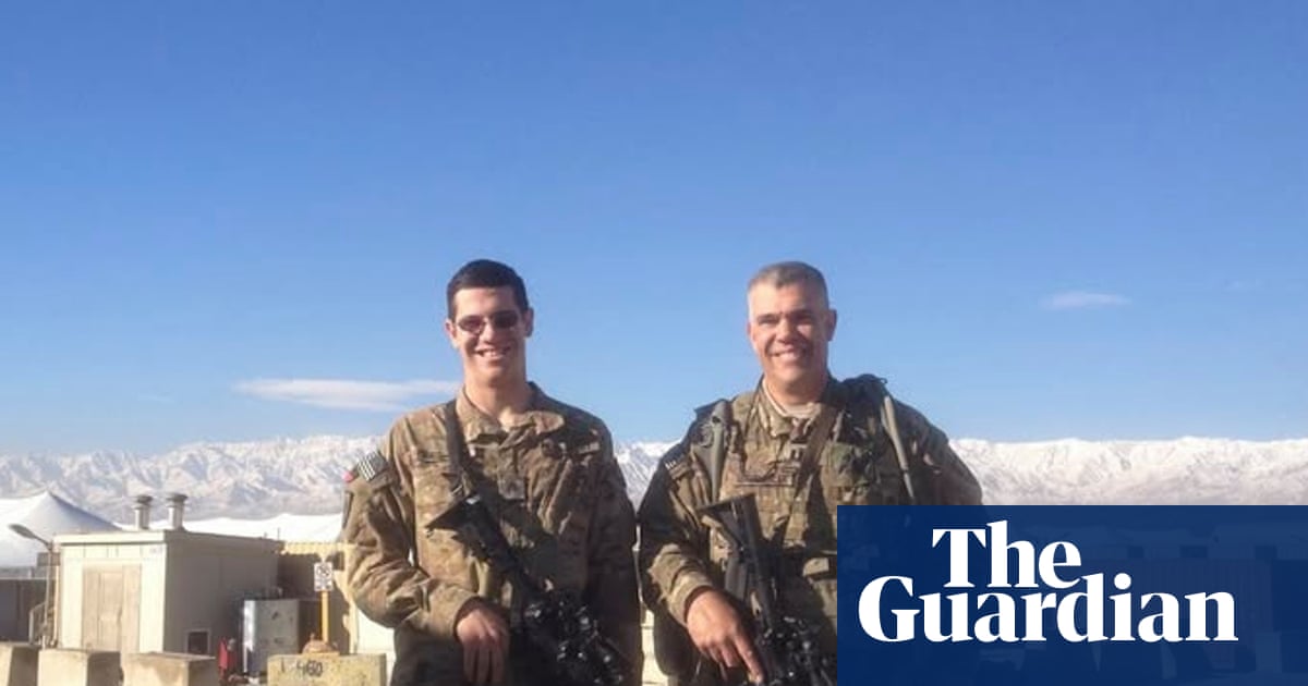 Alarm after FBI arrests US army veteran for conspiracy' over protest against Ice