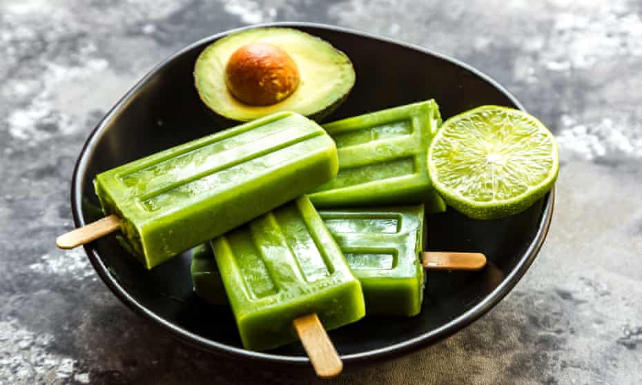 Avocado lime ice lollies in bowl