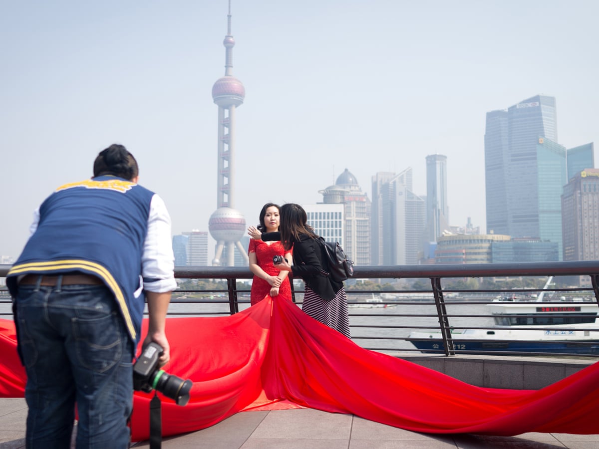 The fantasy world of pre-wedding photos: inside China's billion ...